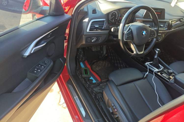 Used BMW 1 Series 2018 118i Sport Edition Interior 3