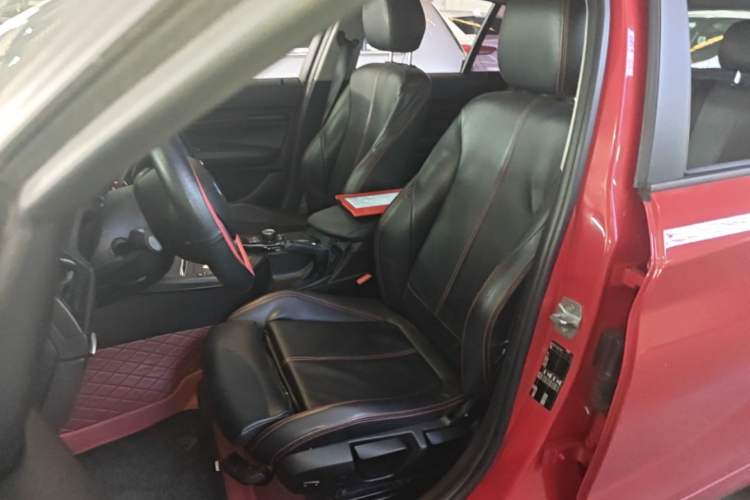 Used BMW 1 Series 2018 118i Sport Design Package Left Front Seat