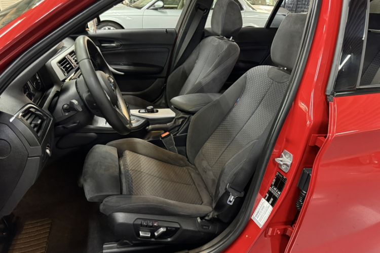 Used BMW 1 Series 2018 120i M Sport Package Left Front Seat