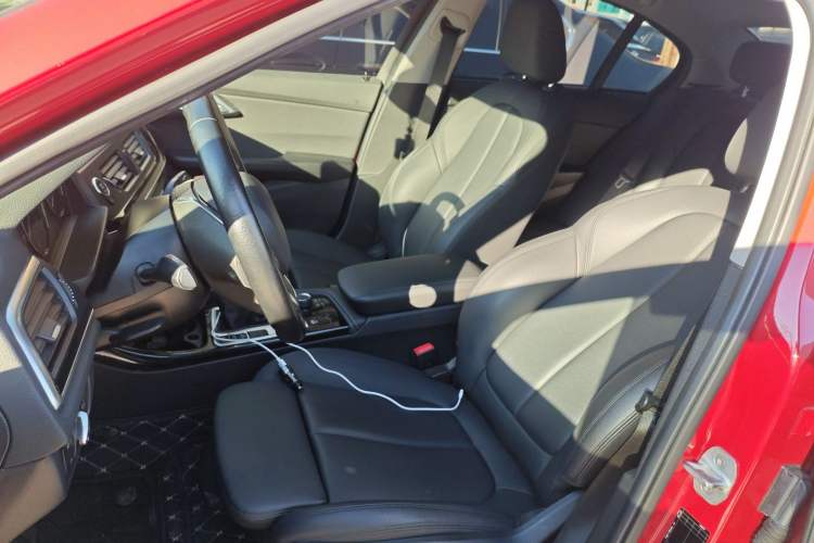 Used BMW 1 Series 2018 118i Sport Edition Left Front Seat
