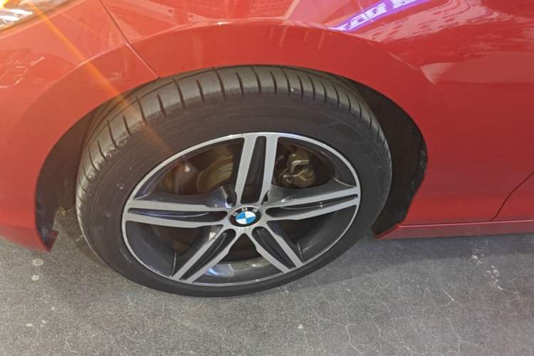 Used BMW 1 Series 2018 118i Sport Design Package Left Front Wheel Hub