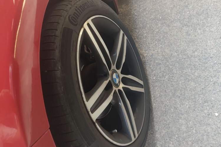 Used BMW 1 Series 2018 118i Sport Design Package Left Front Wheel Hub