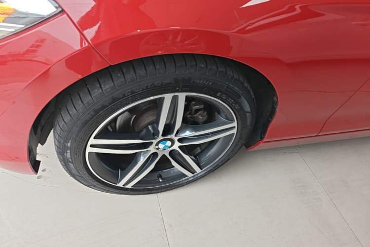 Used BMW 1 Series 2018 118i Sport Design Package Left Front Wheel Hub