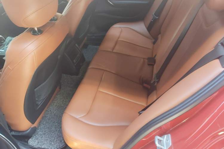 Used BMW 1 Series 2018 118i Sport Design Package Left Rear Seat
