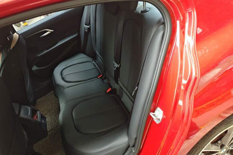 Used BMW 1 Series 2018 118i Sport Edition Left Rear Seat