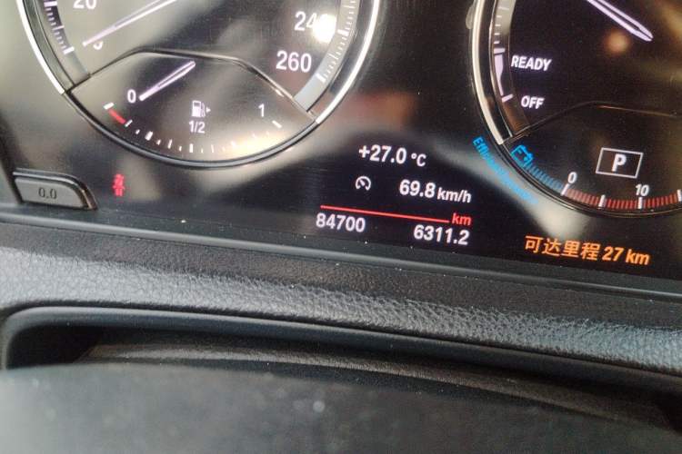 Used BMW 1 Series 2018 120i M Sport Package Odometer Close Up