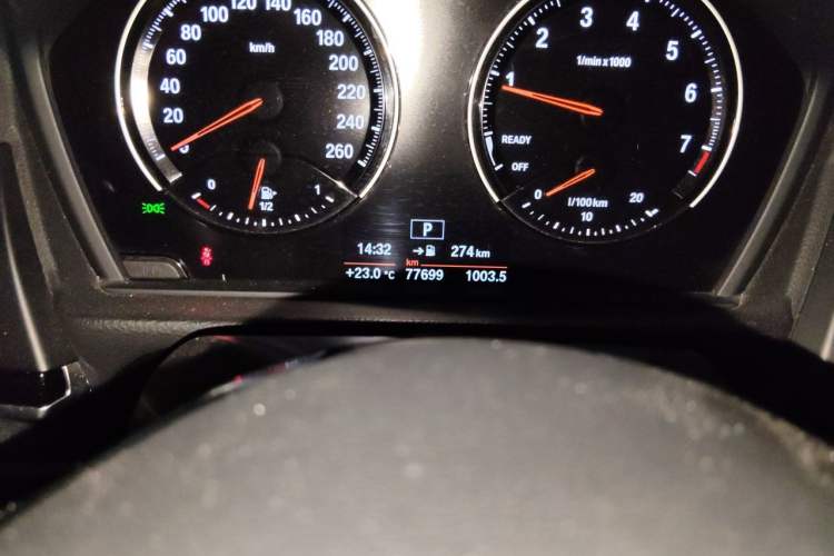 Used BMW 1 Series 2018 118i Sport Edition Odometer Close Up