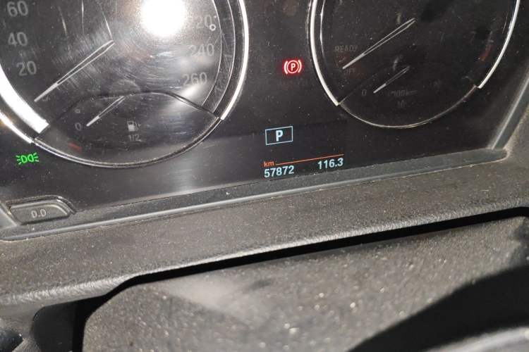 Used BMW 1 Series 2018 Facelifted 118i Sport Edition Odometer Close Up
