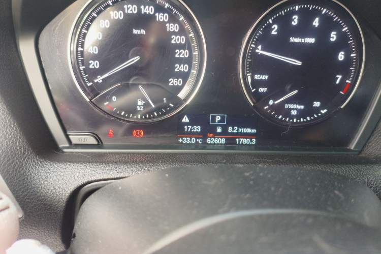 Used BMW 1 Series 2018 118i Sport Design Package Odometer Close Up
