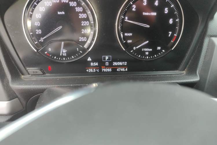 Used BMW 1 Series 2018 118i Fashion Model Odometer Close Up