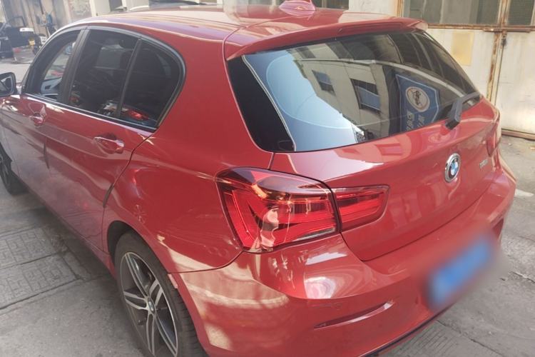 Used BMW 1 Series 2018 118i Sport Design Package Rear Left 45 Deg
