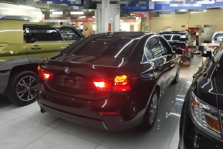 Used BMW 1 Series 2018 118i Fashion Model Rear Right 45 Deg