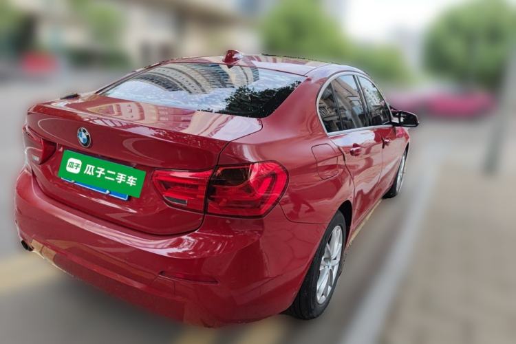 Used BMW 1 Series 2018 Revised 118i Fashion Edition Rear Right 45 Deg