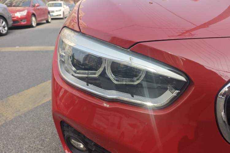 Used BMW 1 Series 2018 120i M Sport Package Right Front Headlight