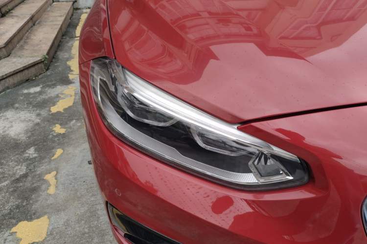 Used BMW 1 Series 2018 118i Sport Edition Right Front Headlight