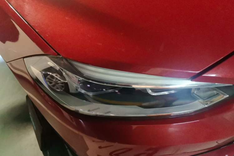 Used BMW 1 Series 2018 Facelifted 118i Sport Edition Right Front Headlight