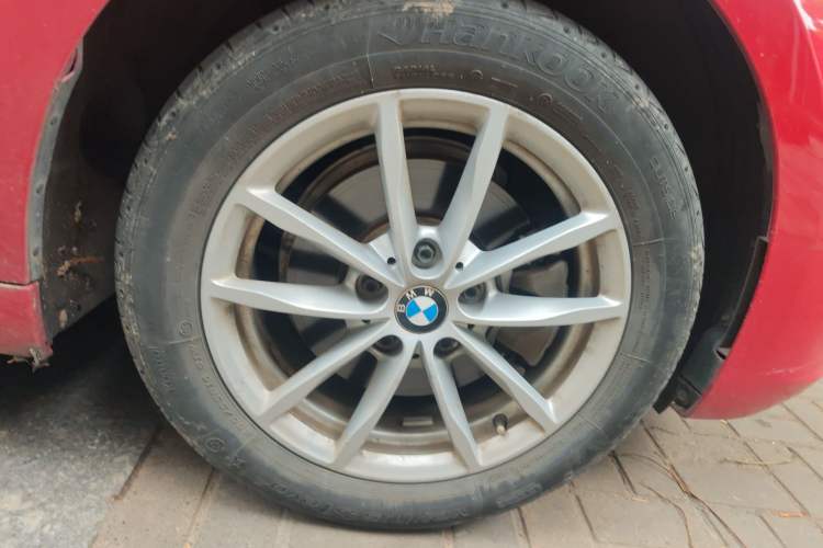 Used BMW 1 Series 2018 118i Fashion Model Right Front Wheel Hub