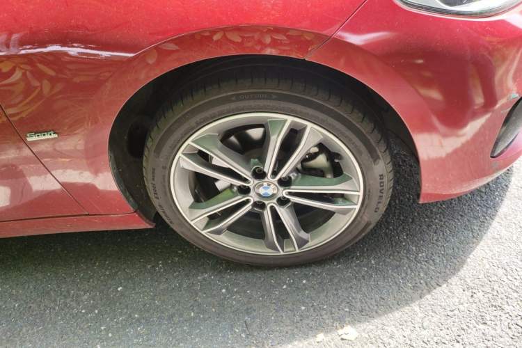 Used BMW 1 Series 2018 118i Sport Edition Right Front Wheel Hub