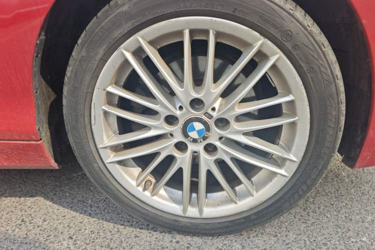 Used BMW 1 Series 2018 120i M Sport Package Right Front Wheel Hub