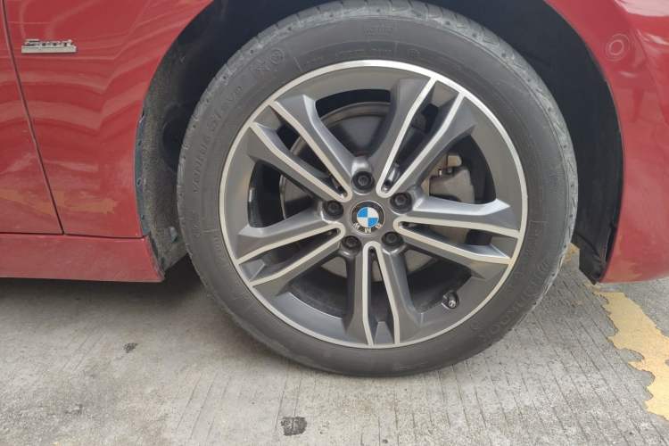 Used BMW 1 Series 2018 118i Sport Edition Right Front Wheel Hub