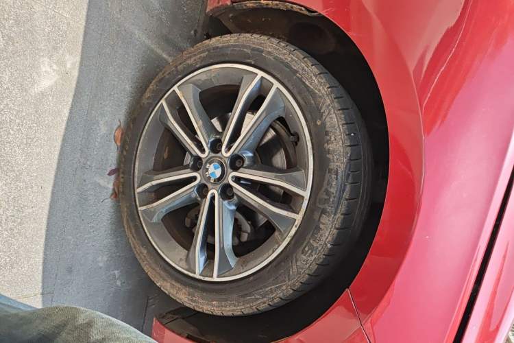 Used BMW 1 Series 2018 118i Sport Edition Right Front Wheel Hub
