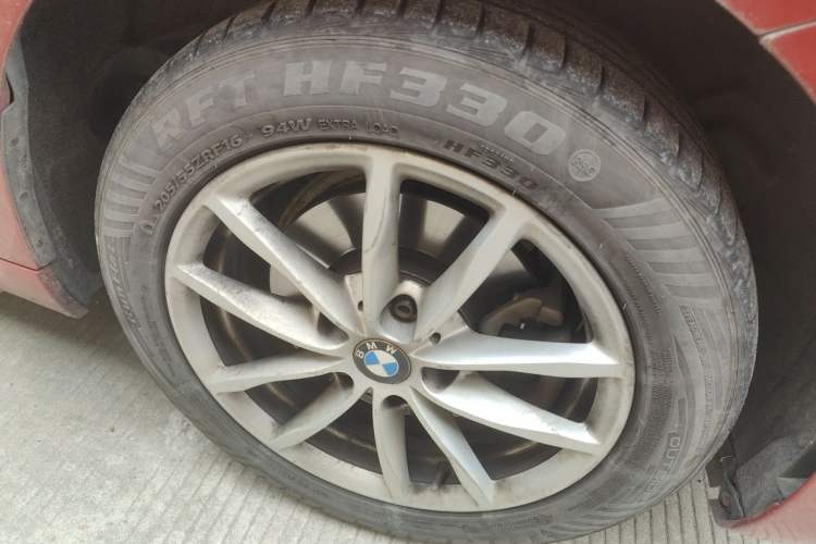Used BMW 1 Series 2018 118i Fashion Model Right Front Wheel Hub