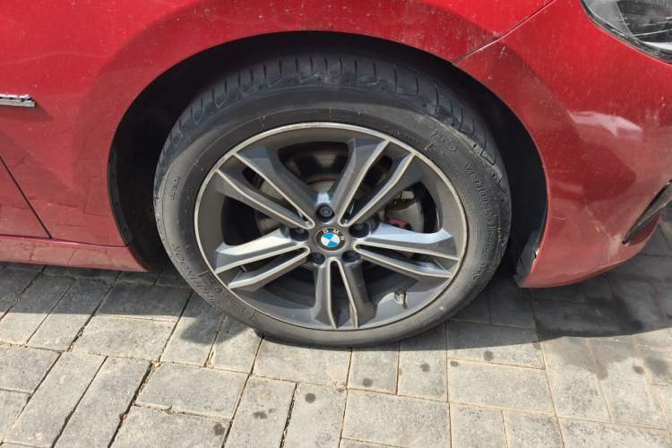 Used BMW 1 Series 2018 118i Sport Edition Right Front Wheel Hub