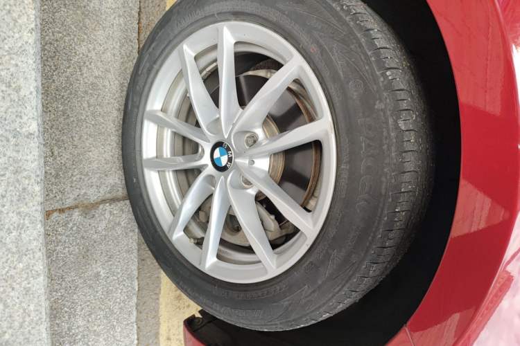 Used BMW 1 Series 2018 Revised 118i Fashion Edition Right Front Wheel Hub