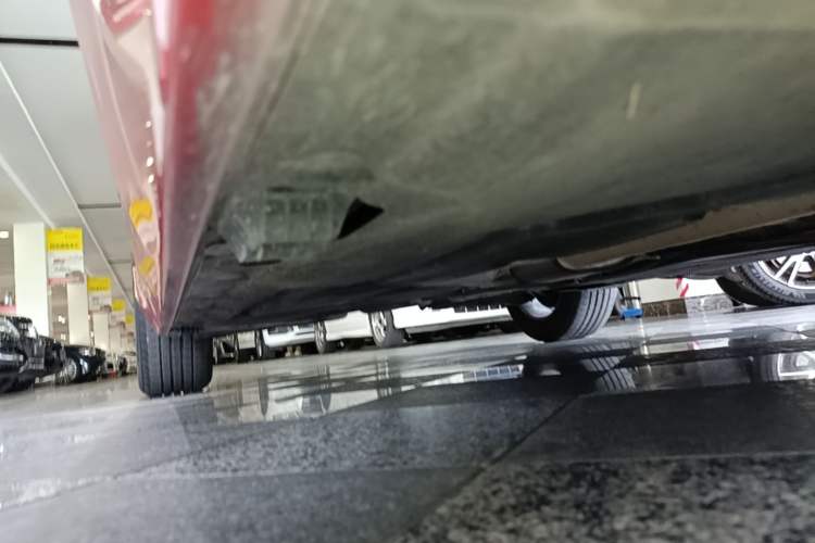 Used BMW 1 Series 2018 118i Leading Model Right Side Sill