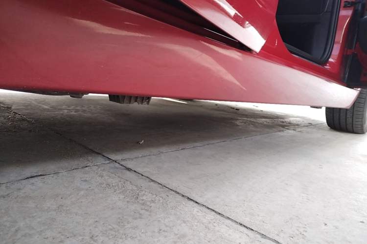 Used BMW 1 Series 2018 120i Design Package Model Right Side Sill