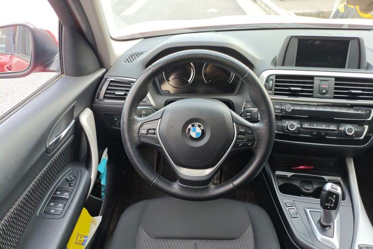 Used BMW 1 Series 2018 118i Leading Model Steering Wheel