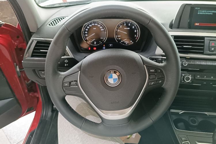 Used BMW 1 Series 2018 118i Leading Model Steering Wheel