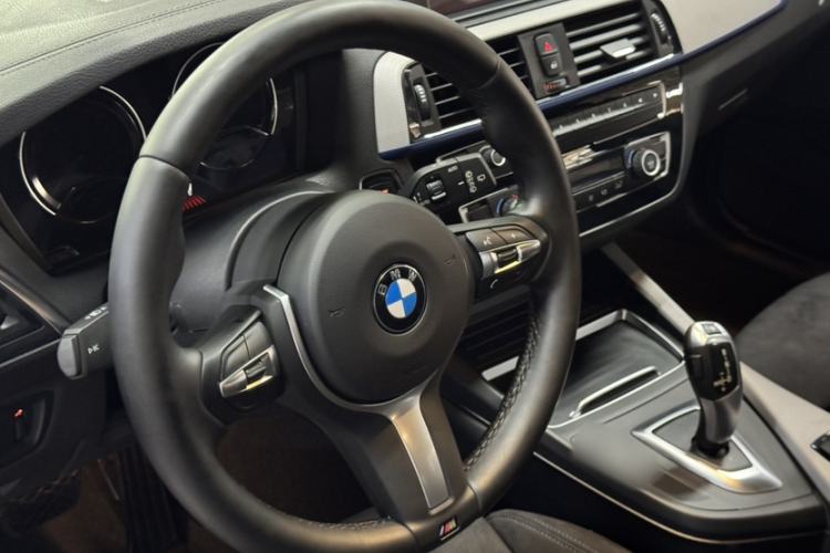 Used BMW 1 Series 2018 120i M Sport Package Steering Wheel