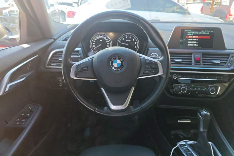Used BMW 1 Series 2018 118i Sport Edition Steering Wheel