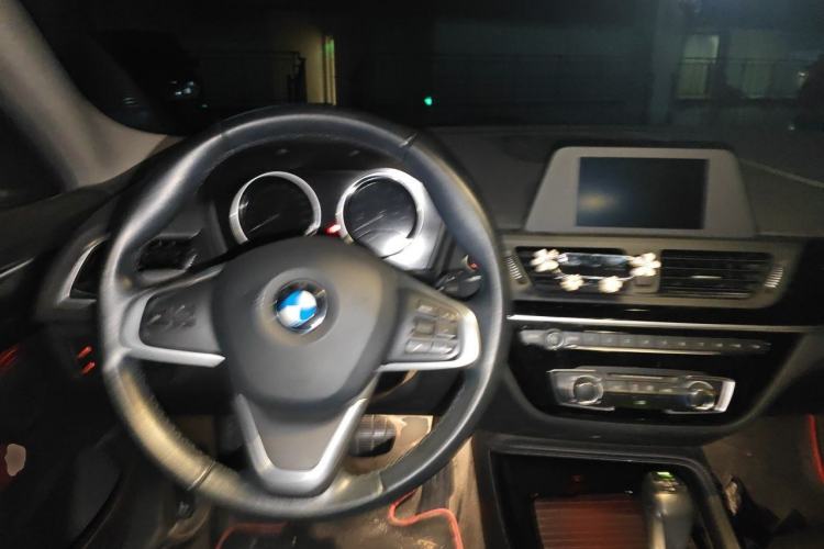 Used BMW 1 Series 2018 Facelifted 118i Sport Edition Steering Wheel