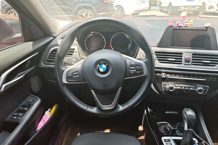 Used BMW 1 Series 2018 118i Sport Edition Steering Wheel