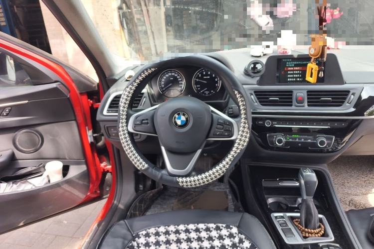Used BMW 1 Series 2018 118i Sport Edition Steering Wheel