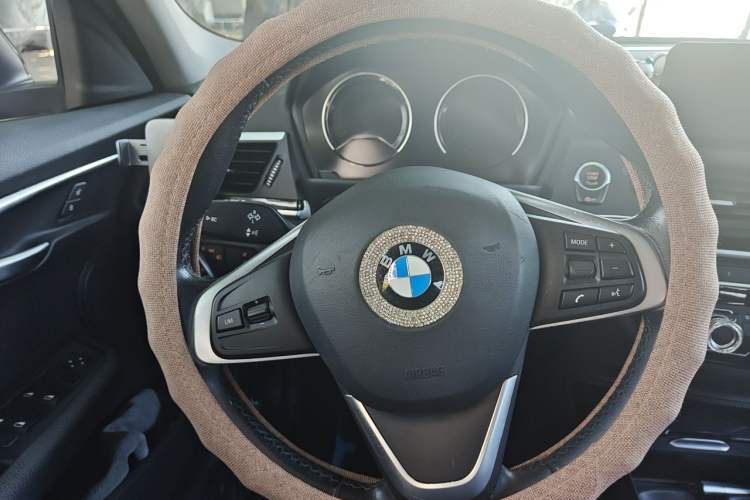 Used BMW 1 Series 2018 118i Sport Edition Steering Wheel