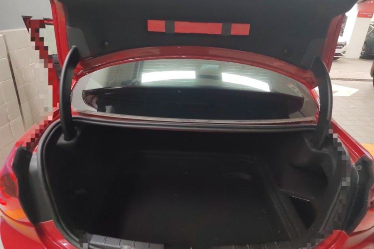 Used BMW 1 Series 2018 118i Fashion Model Trunk