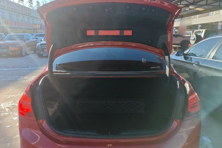 Used BMW 1 Series 2018 118i Sport Edition Trunk
