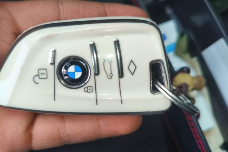 Used BMW 1 Series 2018 118i Sport Edition Vehicle Key