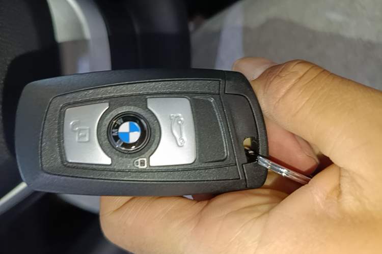 Used BMW 1 Series 2018 118i Leading Model Vehicle Key