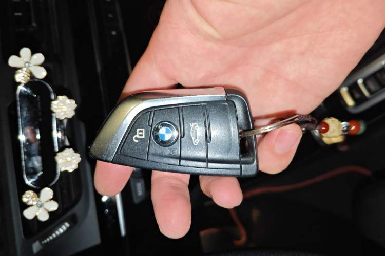 Used BMW 1 Series 2018 Facelifted 118i Sport Edition Vehicle Key