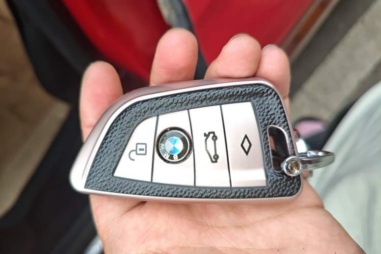 Used BMW 1 Series 2018 118i Sport Edition Vehicle Key