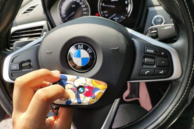 Used BMW 1 Series 2018 118i Sport Edition Vehicle Key