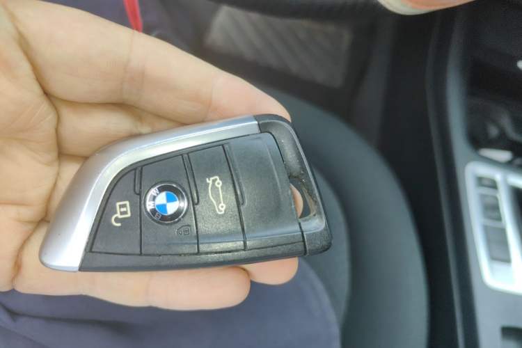 Used BMW 1 Series 2018 118i Fashion Model Vehicle Key