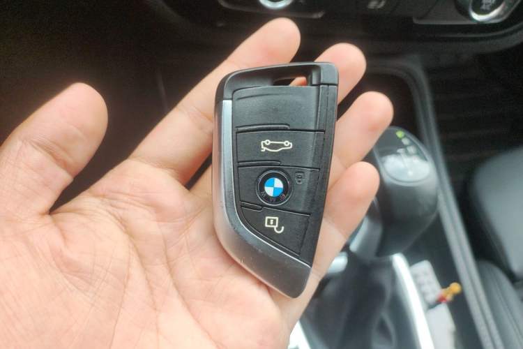 Used BMW 1 Series 2018 118i Design Package Edition Vehicle Key