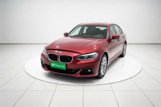 Ojetý BMW 1 Series 2018 118i Fashion Model