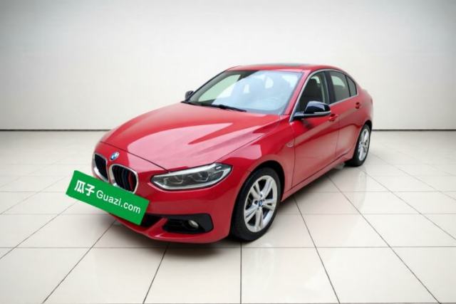Ojetý BMW 1 Series 2018 118i Design Package Edition