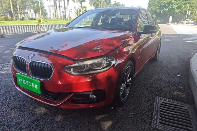 Ojetý BMW 1 Series 2018 118i Sport Edition